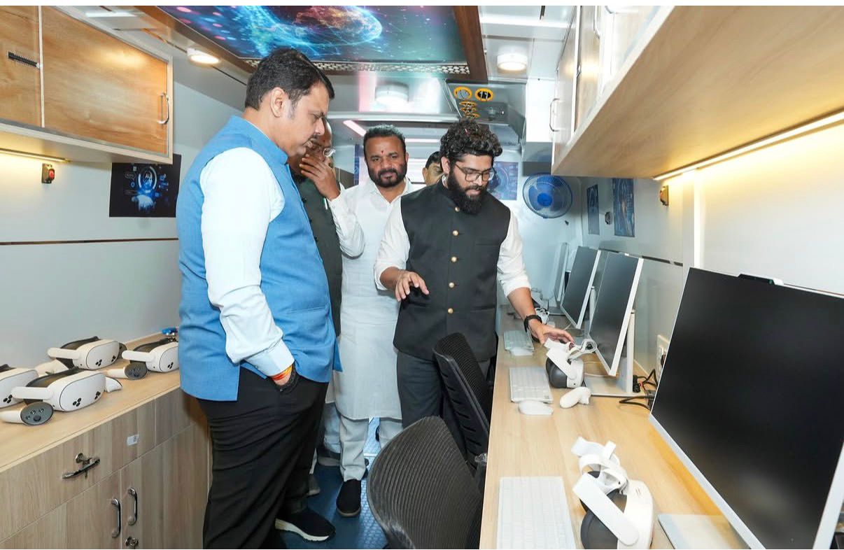 Inside Maharashtra’s Moving Classroom That Brings AI and STEM Learning to 50,000+ Government School Students